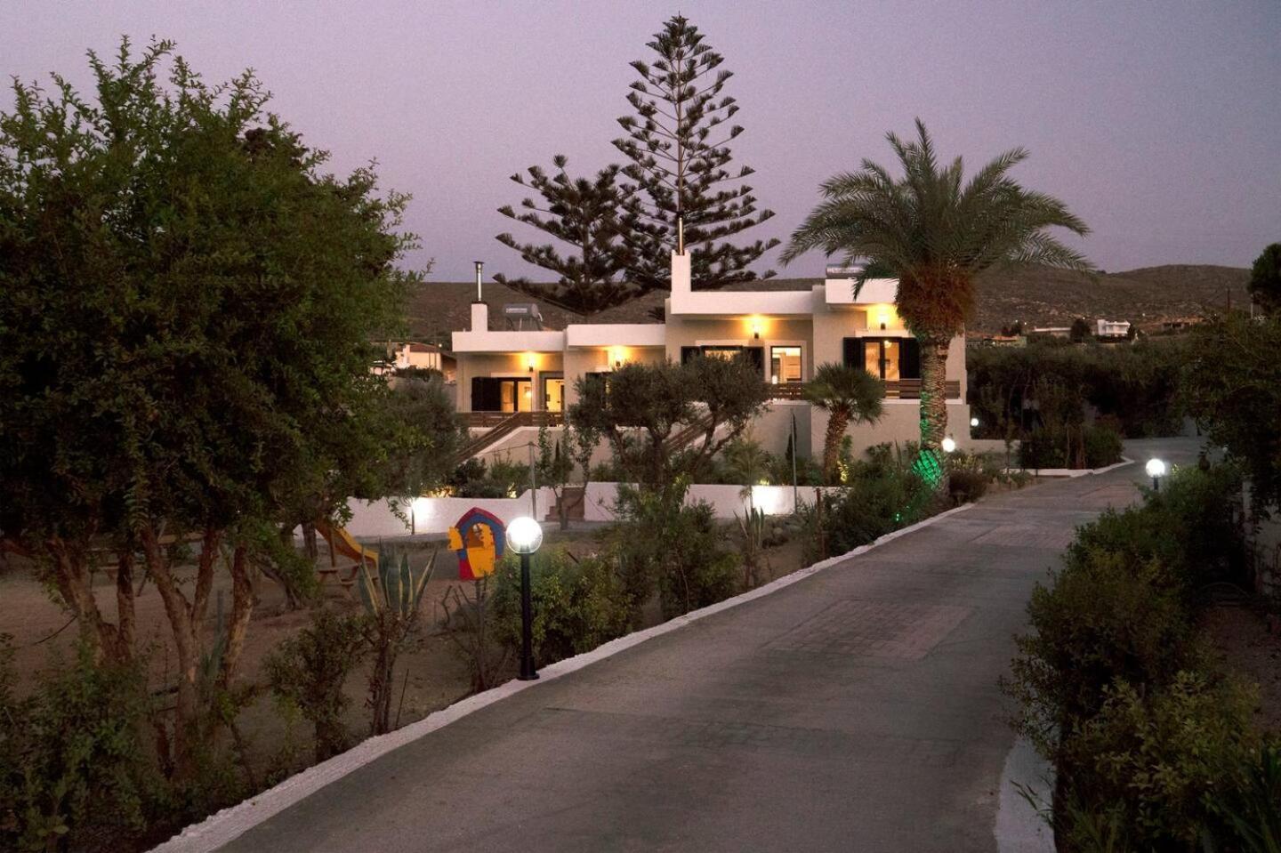 Seaside Gem Near Heraklion, Maro's Getaway * Kokkini Hani
