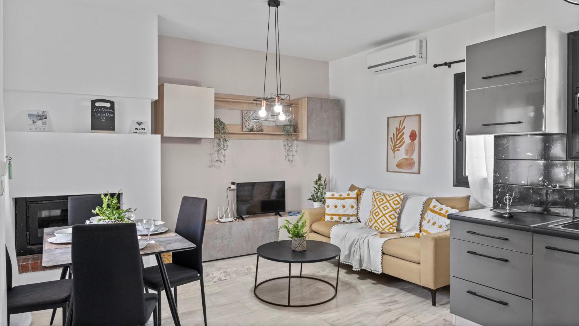Seaside Gem Near Heraklion, Maro's Getaway