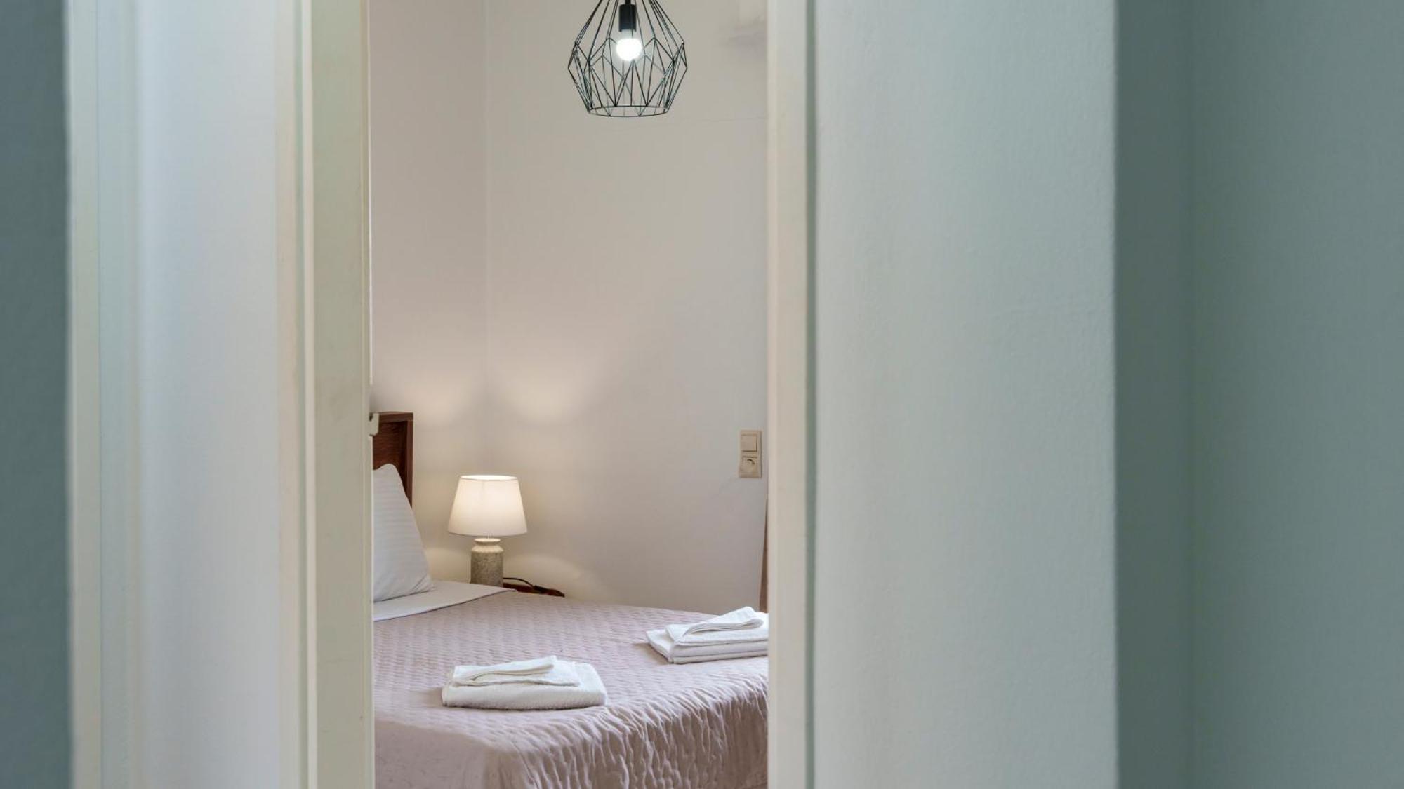 Seaside Gem Near Heraklion, Maro's Getaway Villa