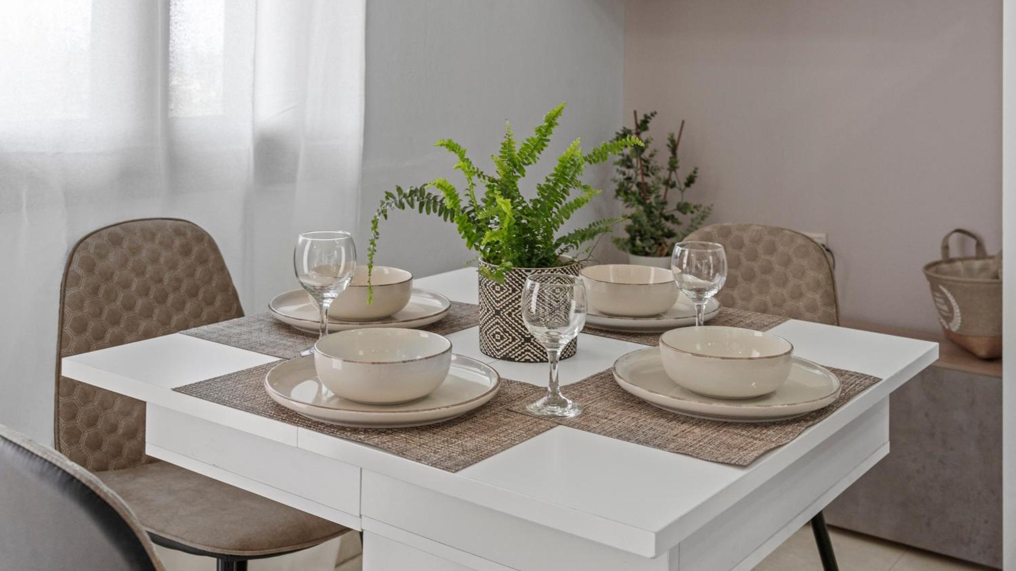 Seaside Gem Near Heraklion, Maro's Getaway Villa *