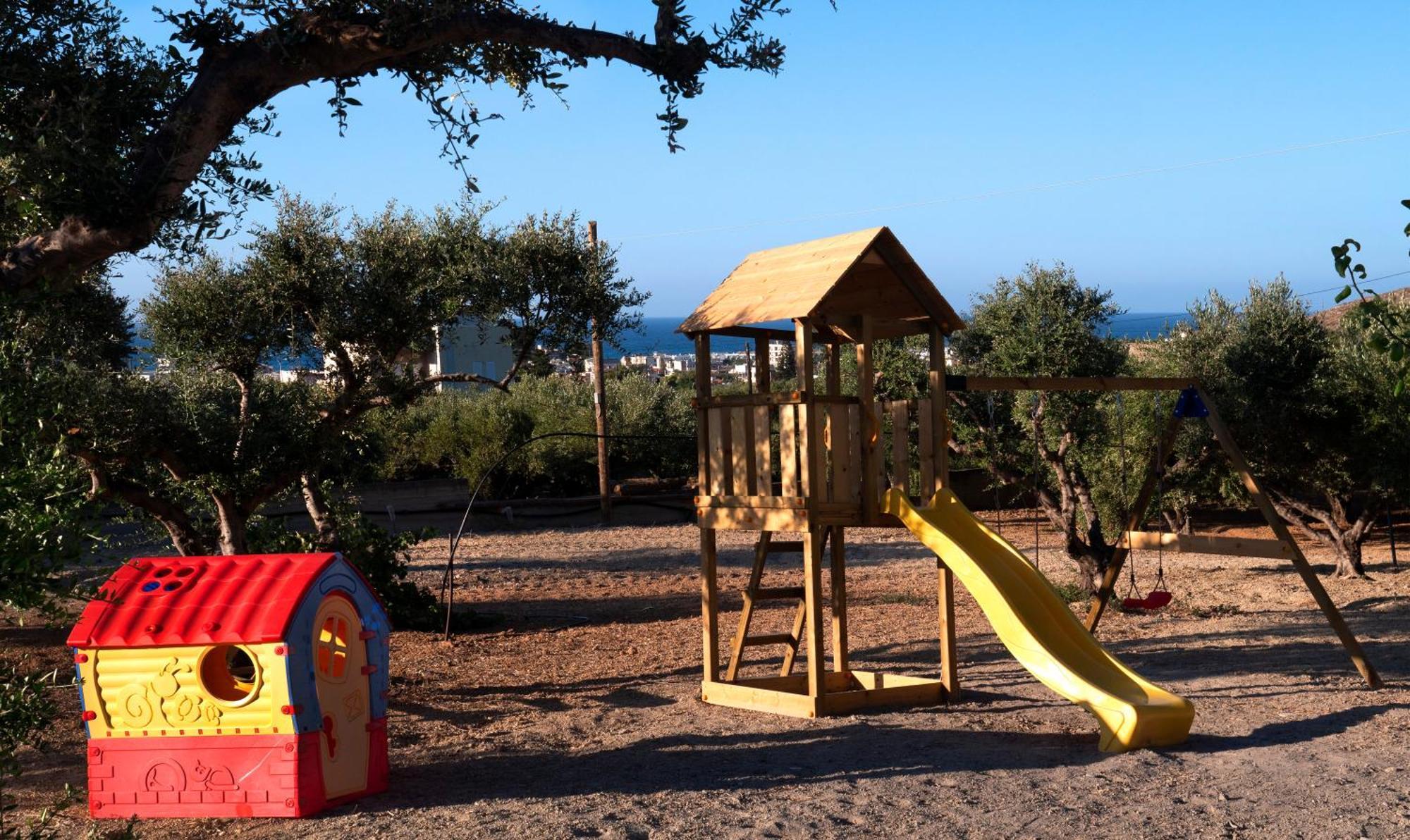Seaside Gem Near Heraklion, Maro's Getaway * Kokkini Hani