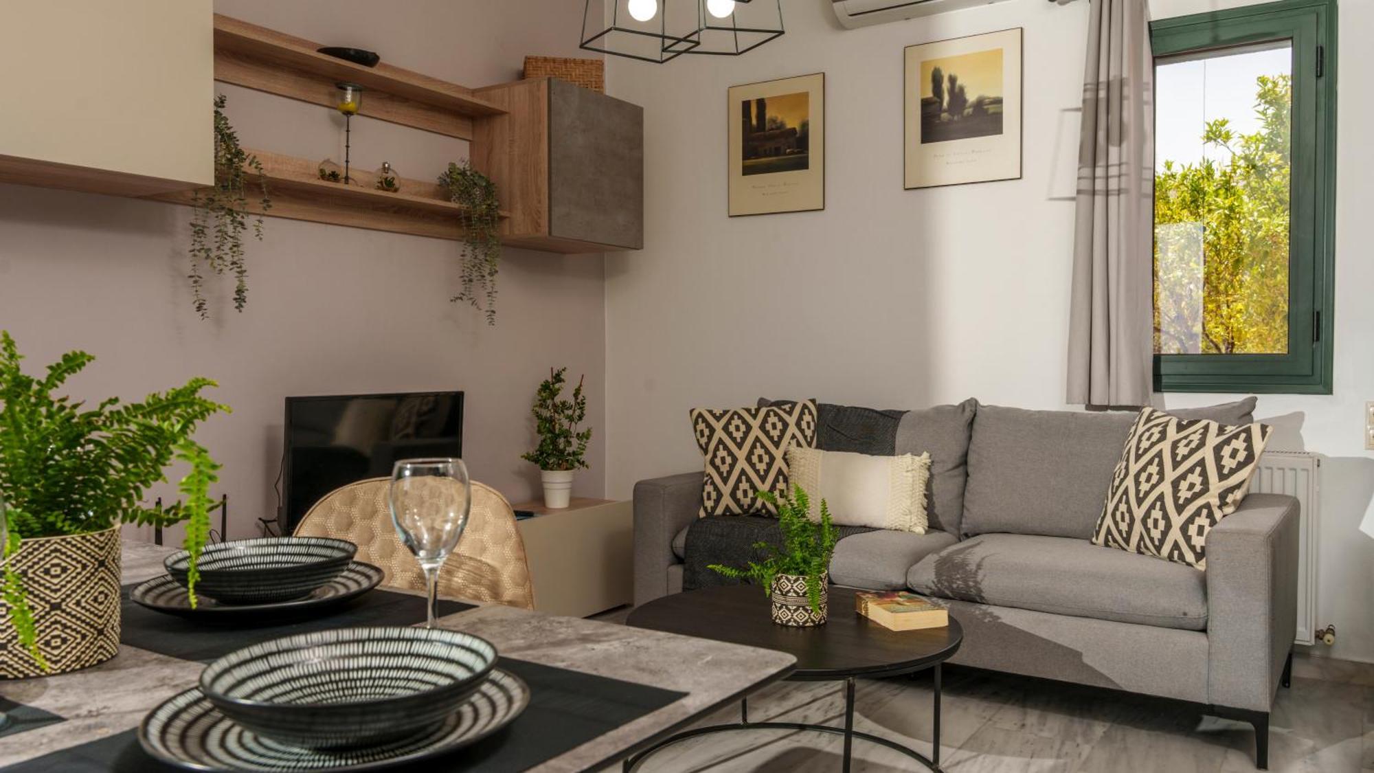 Seaside Gem Near Heraklion, Maro's Getaway * Kokkini Hani