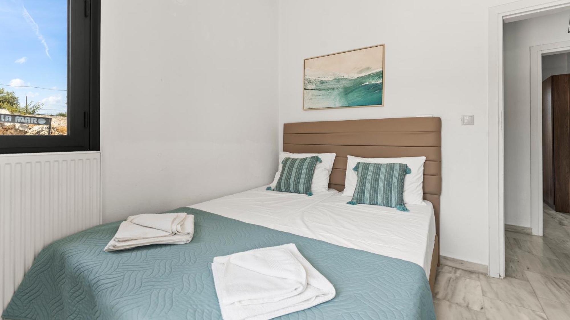 Seaside Gem Near Heraklion, Maro's Getaway Kokkini Hani
