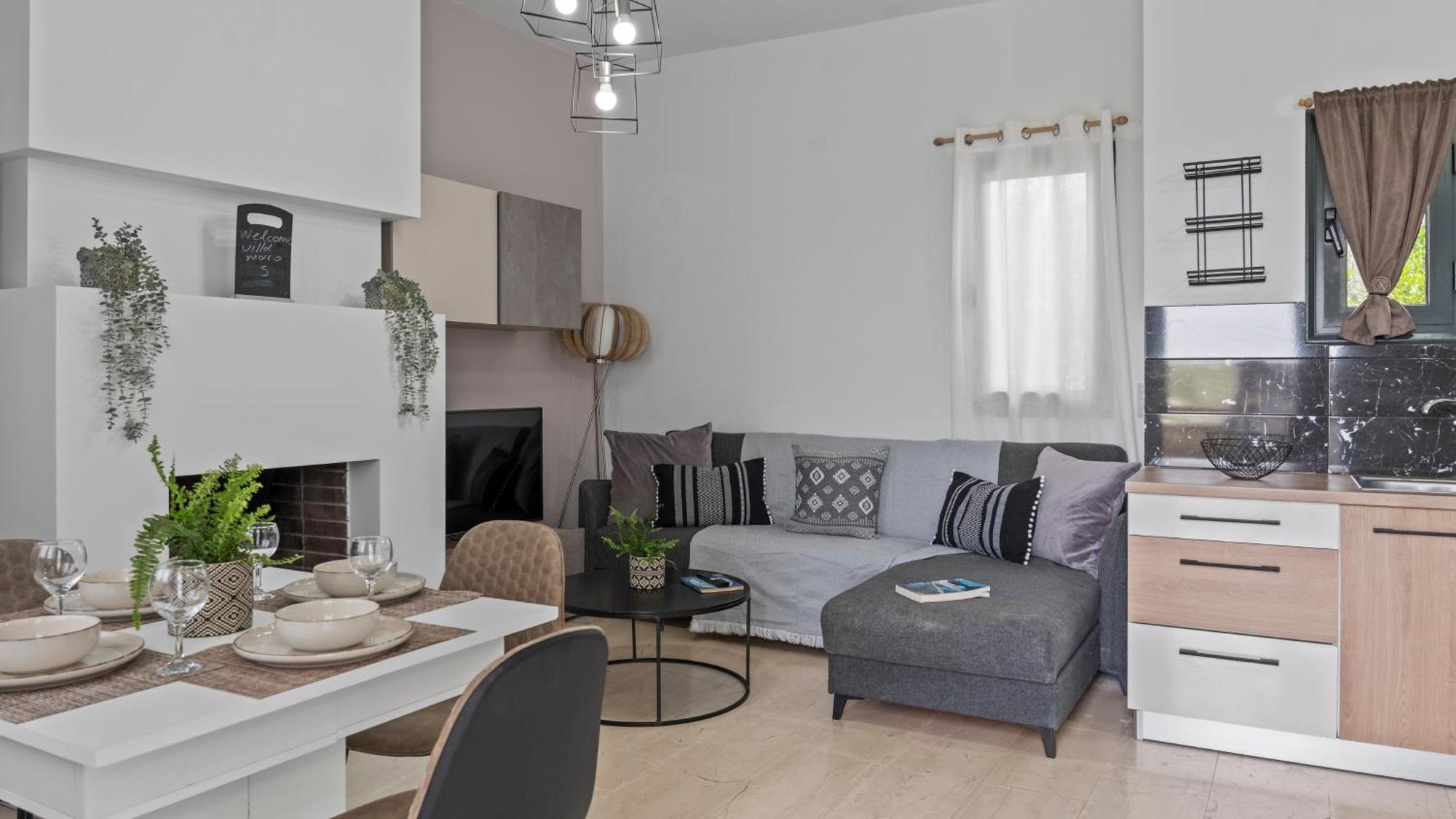 Seaside Gem Near Heraklion, Maro's Getaway * Kokkini Hani